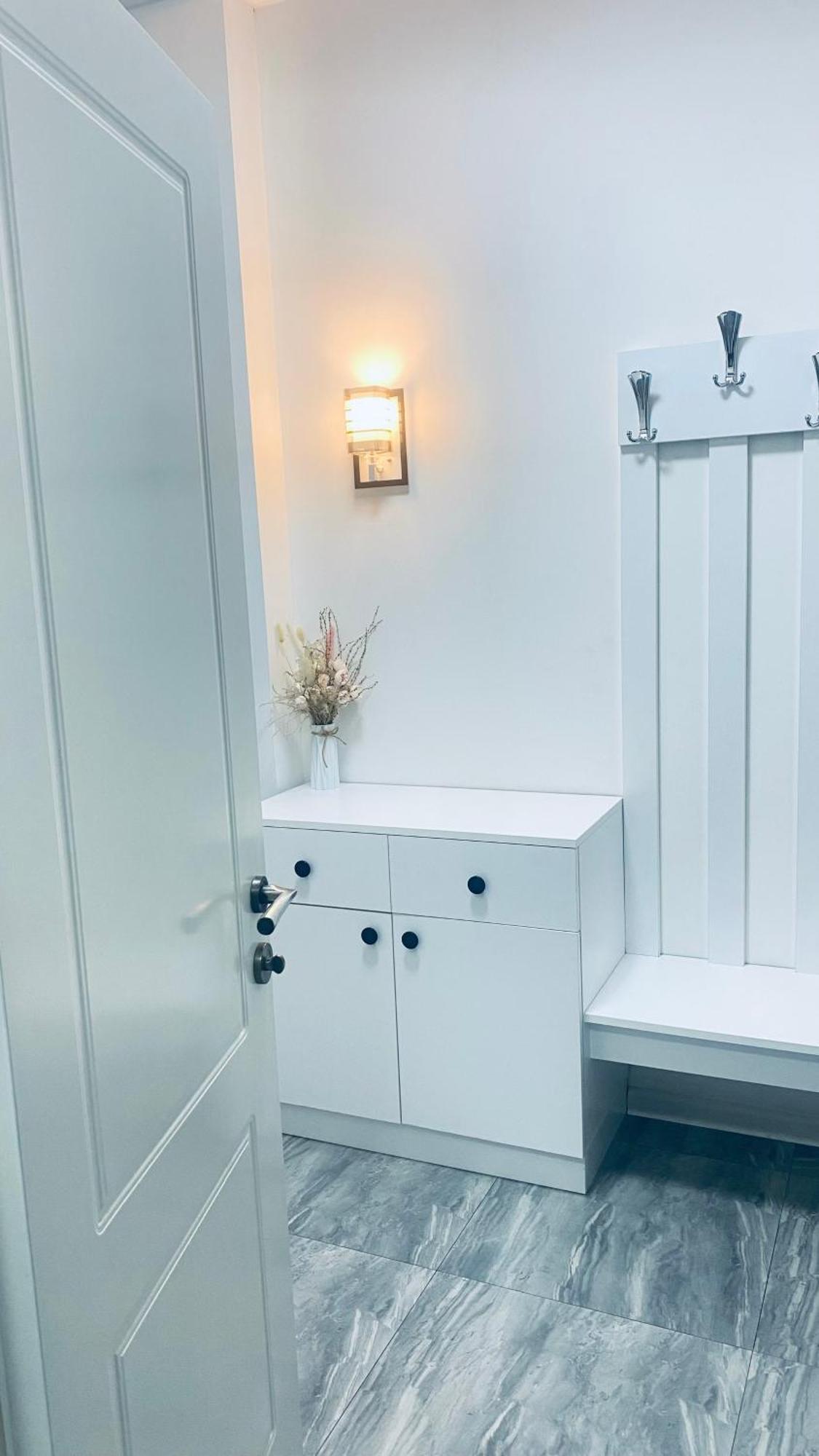 Real Palace Apartment Батуми Экстерьер фото
