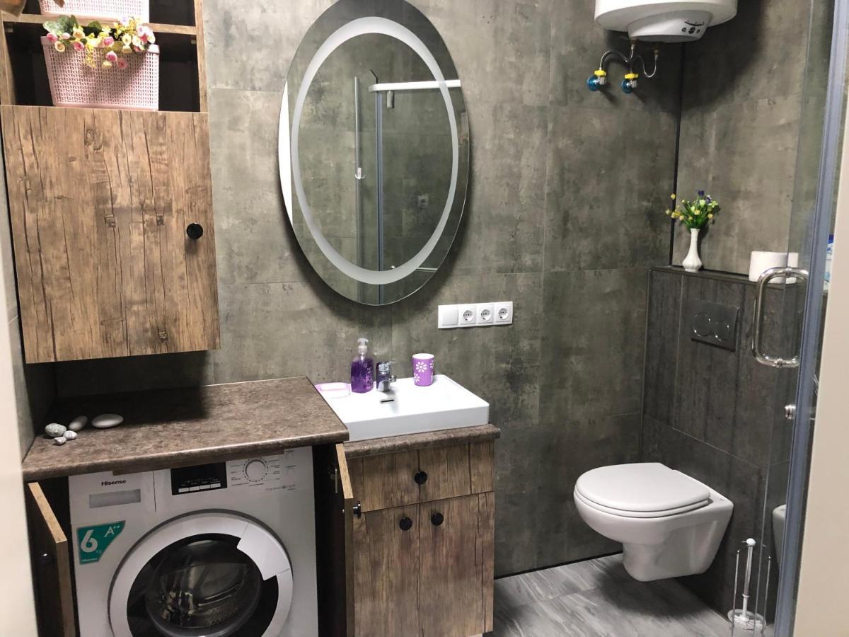 Real Palace Apartment Батуми Экстерьер фото
